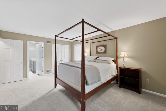 204 SHROPSHIRE DR, West Chester, PA 19382