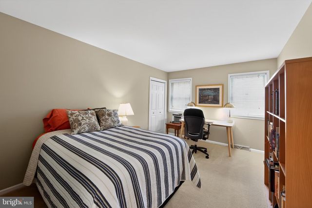 204 SHROPSHIRE DR, West Chester, PA 19382