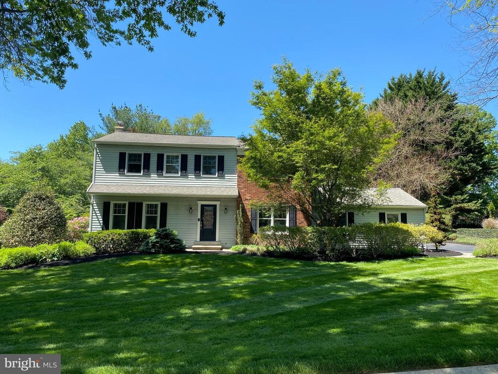 204 SHROPSHIRE DR, West Chester, PA 19382
