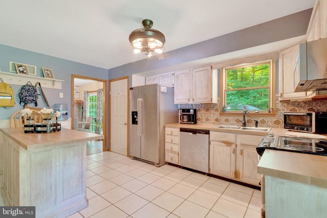 2177 N HILL CAMP RD, Pottstown, PA 19465