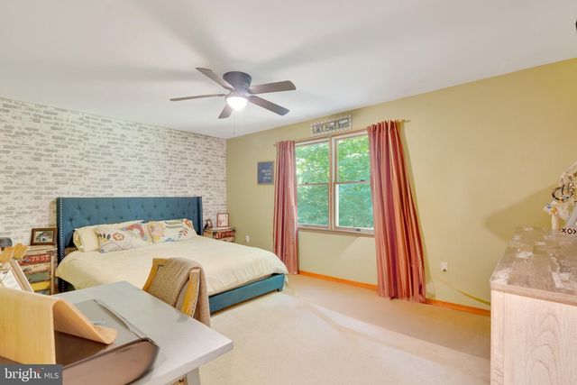 2177 N HILL CAMP RD, Pottstown, PA 19465