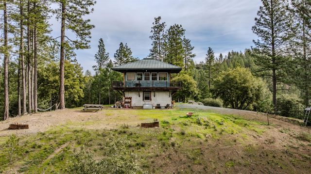 15891 Shake Ridge Rd, Sutter Creek, CA 95685