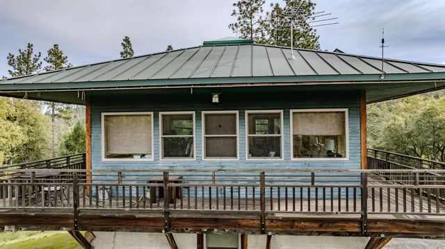 15891 Shake Ridge Rd, Sutter Creek, CA 95685