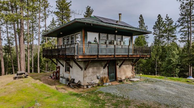 15891 Shake Ridge Rd, Sutter Creek, CA 95685
