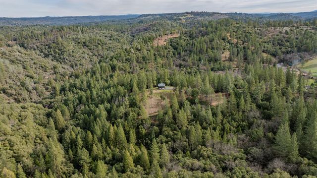 15891 Shake Ridge Rd, Sutter Creek, CA 95685