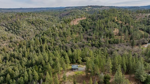 15891 Shake Ridge Rd, Sutter Creek, CA 95685