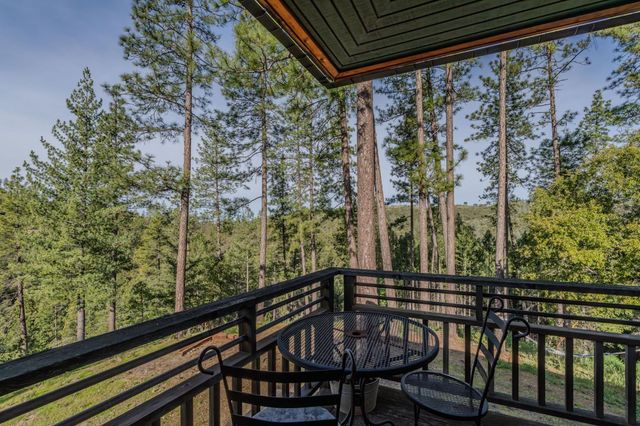 15891 Shake Ridge Rd, Sutter Creek, CA 95685