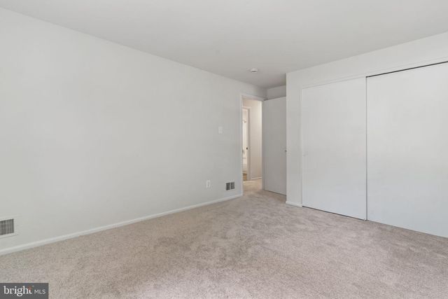 2552 LISA DR, Waldorf, MD 20601