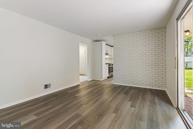 2552 LISA DR, Waldorf, MD 20601