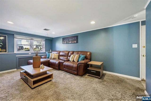 949 Oradell Avenue, Oradell, NJ 07649