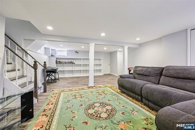 949 Oradell Avenue, Oradell, NJ 07649