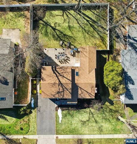 949 Oradell Avenue, Oradell, NJ 07649