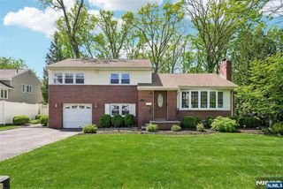 949 Oradell Avenue, Oradell, NJ 07649
