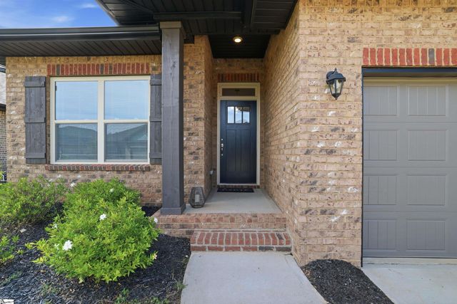 50 Woodcross Drive, Simpsonville, SC 29681