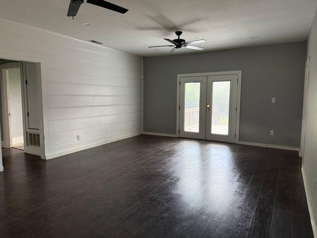 202 4th Street, Joshua, TX 76058