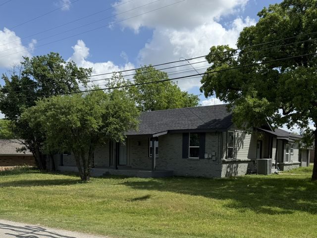 202 4th Street, Joshua, TX 76058