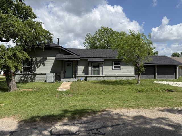 202 4th Street, Joshua, TX 76058