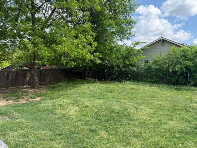 202 4th Street, Joshua, TX 76058