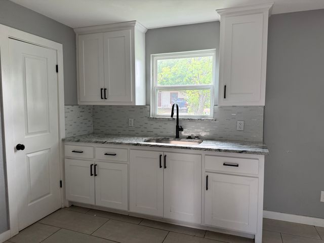 202 4th Street, Joshua, TX 76058