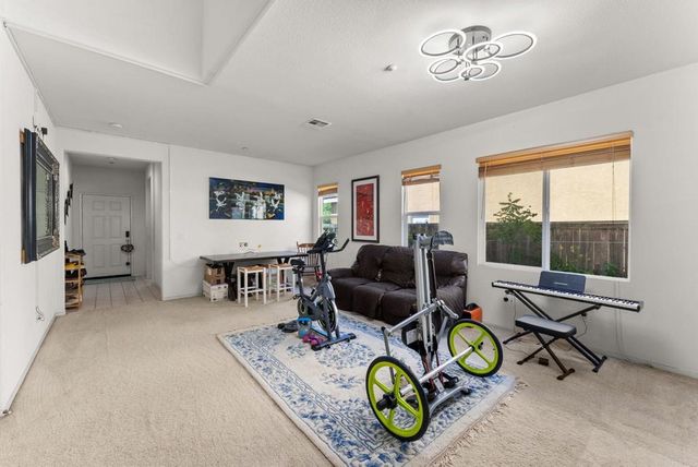 10266 Spruce Woodlands Way Way, Escondido, CA 92026