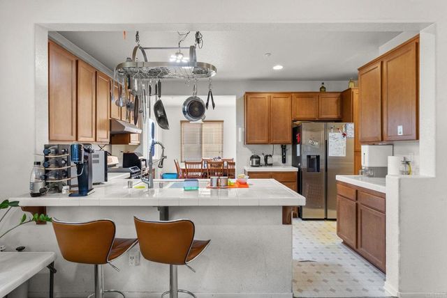 10266 Spruce Woodlands Way Way, Escondido, CA 92026