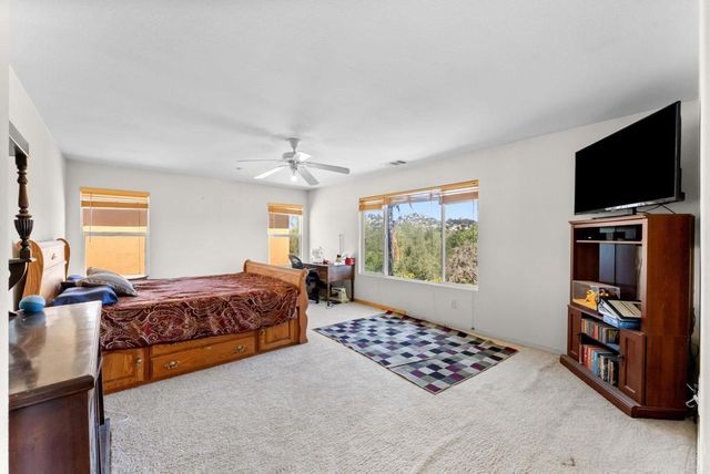10266 Spruce Woodlands Way Way, Escondido, CA 92026
