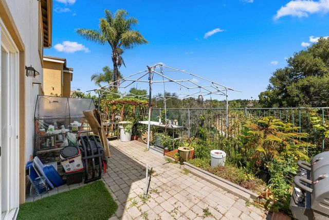 10266 Spruce Woodlands Way Way, Escondido, CA 92026