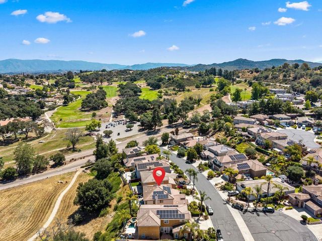 10266 Spruce Woodlands Way Way, Escondido, CA 92026