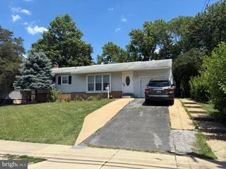 6113 PIONEER DR, Springfield, VA 22150
