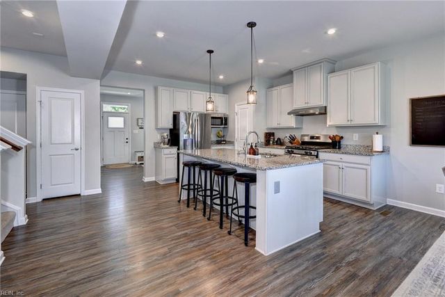 612 Clements Mill TRCE, Williamsburg, VA 23185