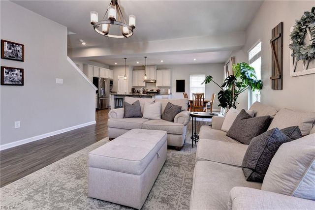 612 Clements Mill TRCE, Williamsburg, VA 23185