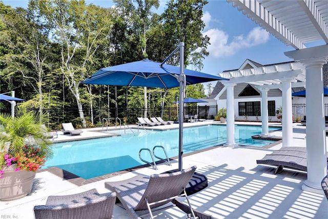 612 Clements Mill TRCE, Williamsburg, VA 23185