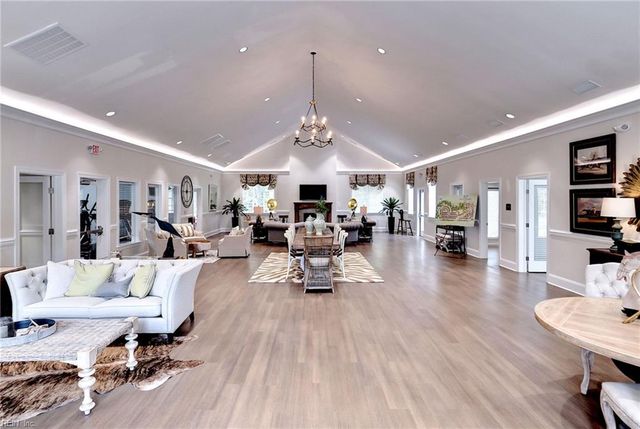 612 Clements Mill TRCE, Williamsburg, VA 23185