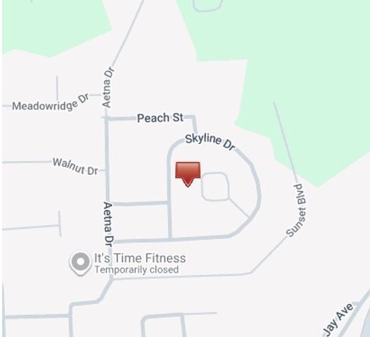 930 Crestview Dr, Ellwood City, PA 16117