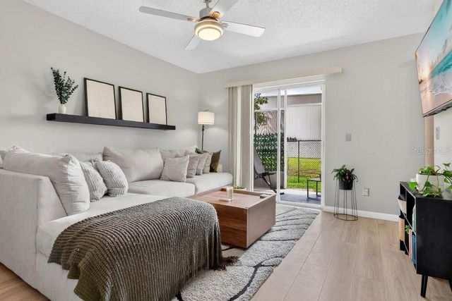4227 PERSHING POINTE PLACE 2, Orlando, FL 32822