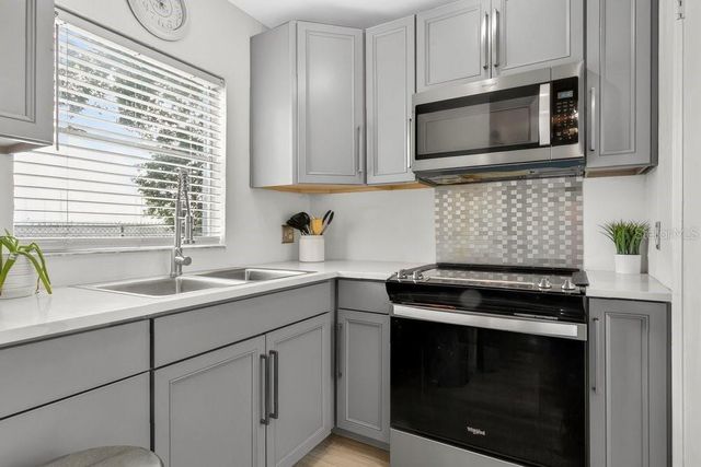4227 PERSHING POINTE PLACE 2, Orlando, FL 32822