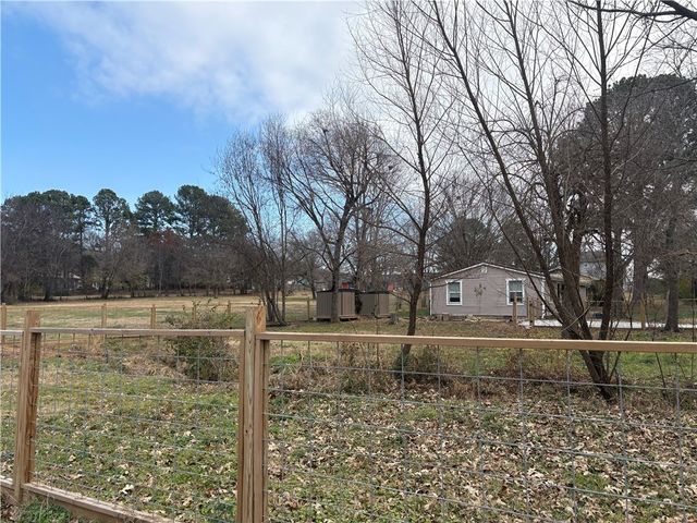 650 McClinton Street, Fayetteville, AR 72701