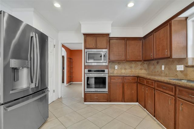 10818 Elmdale Drive, Houston, TX 77070