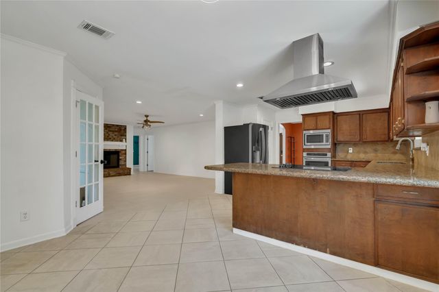 10818 Elmdale Drive, Houston, TX 77070