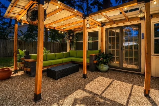 10818 Elmdale Drive, Houston, TX 77070