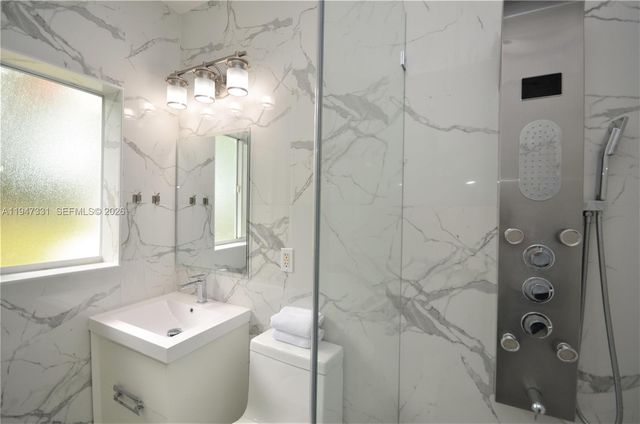 1549 Catalonia Ave, Coral Gables, FL 33134