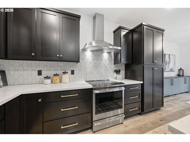 2361 ROLLIE Loop, Eugene, OR 97405