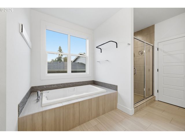 2361 ROLLIE Loop, Eugene, OR 97405