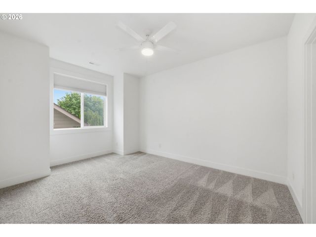 2361 ROLLIE Loop, Eugene, OR 97405