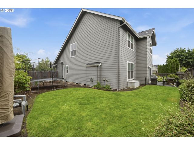 2361 ROLLIE Loop, Eugene, OR 97405