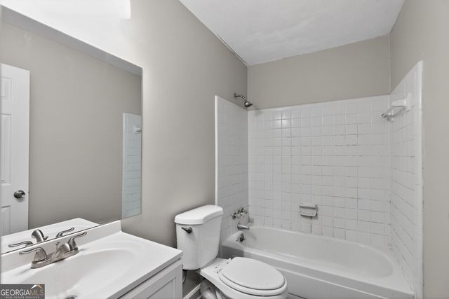 5770 Deerfield Trail, Atlanta, GA 30349