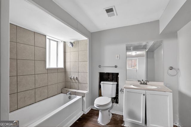 5770 Deerfield Trail, Atlanta, GA 30349