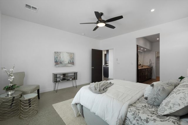 609 2nd Street NE, Rio Rancho, NM 87124