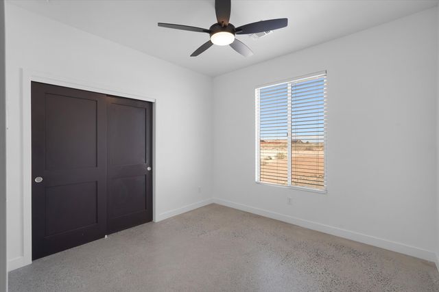 609 2nd Street NE, Rio Rancho, NM 87124