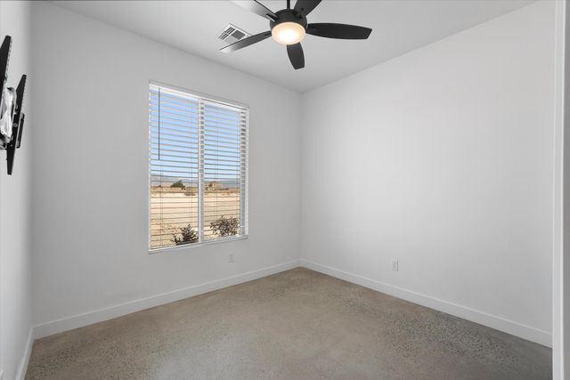 609 2nd Street NE, Rio Rancho, NM 87124